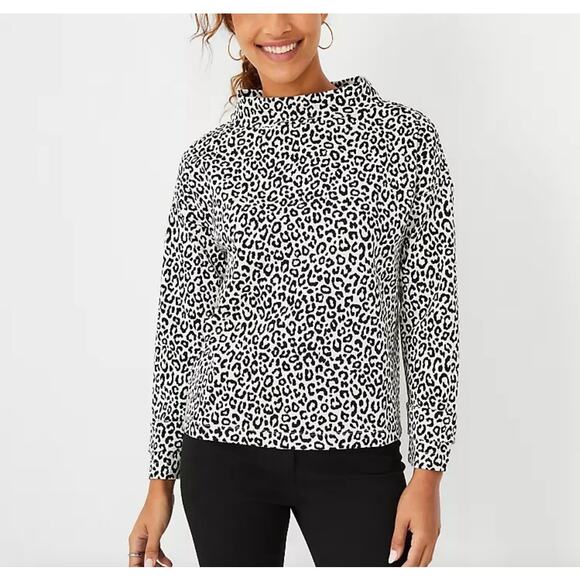 ANN TAYLOR Mock Neck Animal Print Sweater, Size Medium - Picture 4 of 14